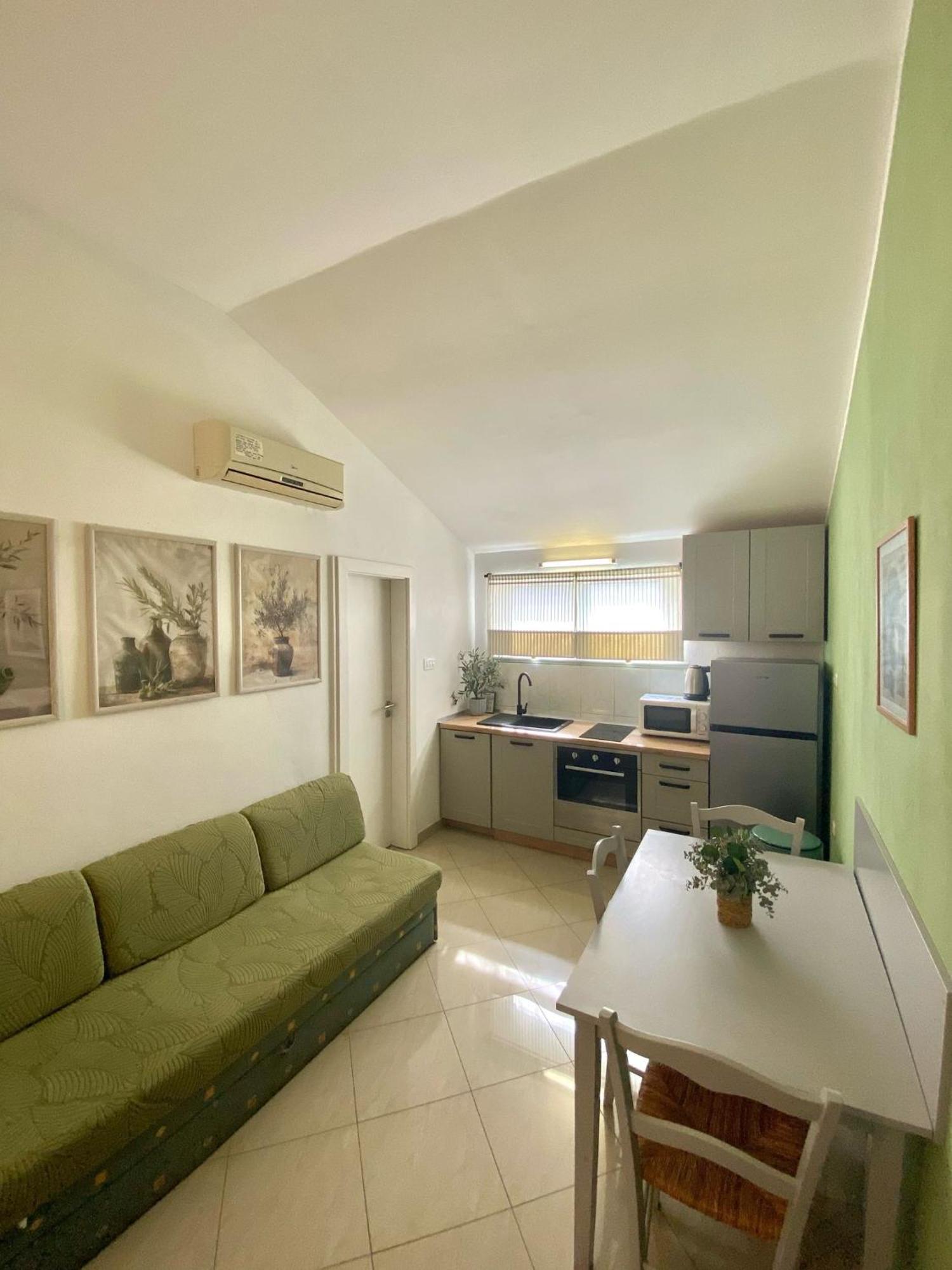 Apartments Maria Куклица Экстерьер фото